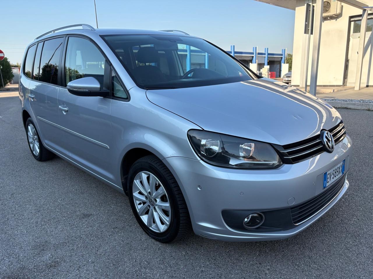 Volkswagen Touran 2.0 TDI 140 CV DSG 7 posti