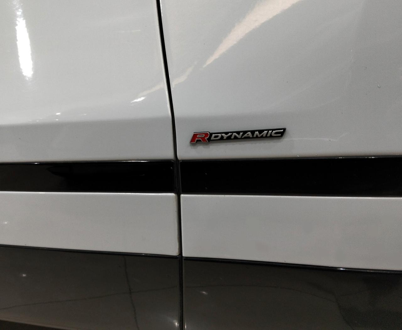 Land Rover Range Velar 2.0D I4 240 CV R-Dynamic SE