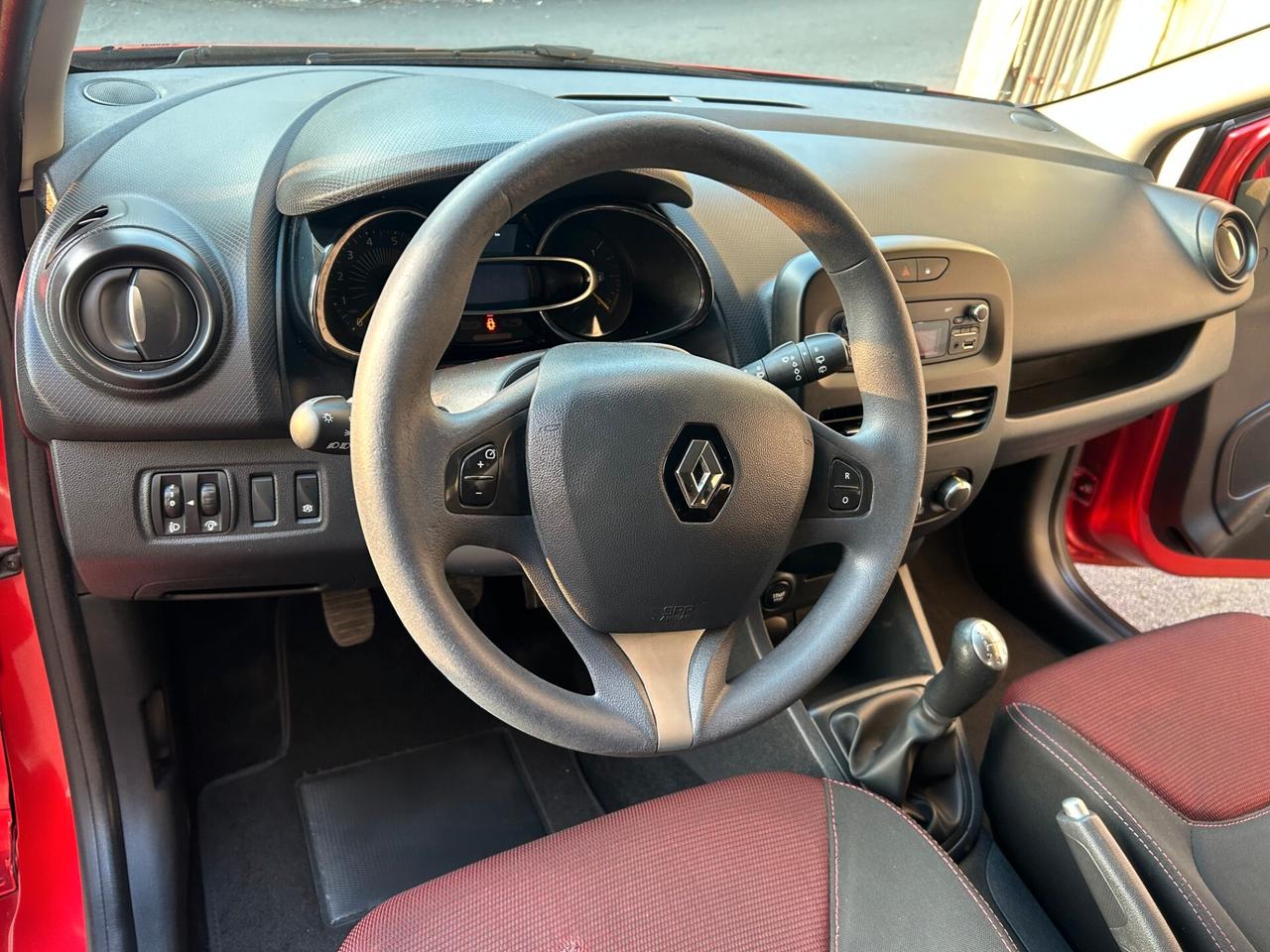 Renault Clio 1.5 dCi 8V 75CV Start&Stop 5 porte Duel