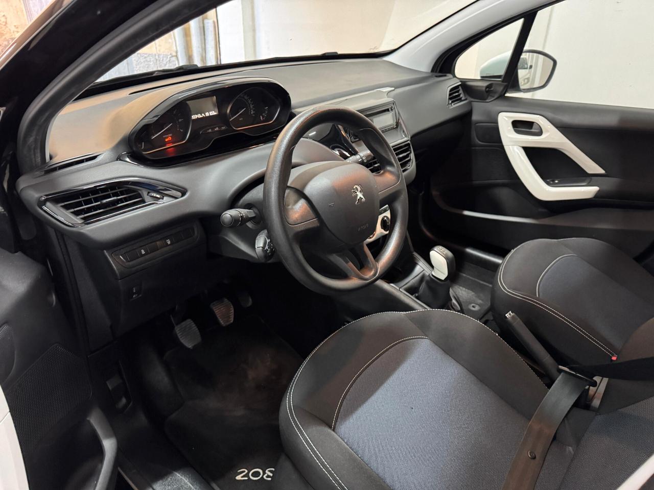 Peugeot 208 1.0 Like Neopatentati – Km Certificati – Garanzia 12 Mesi