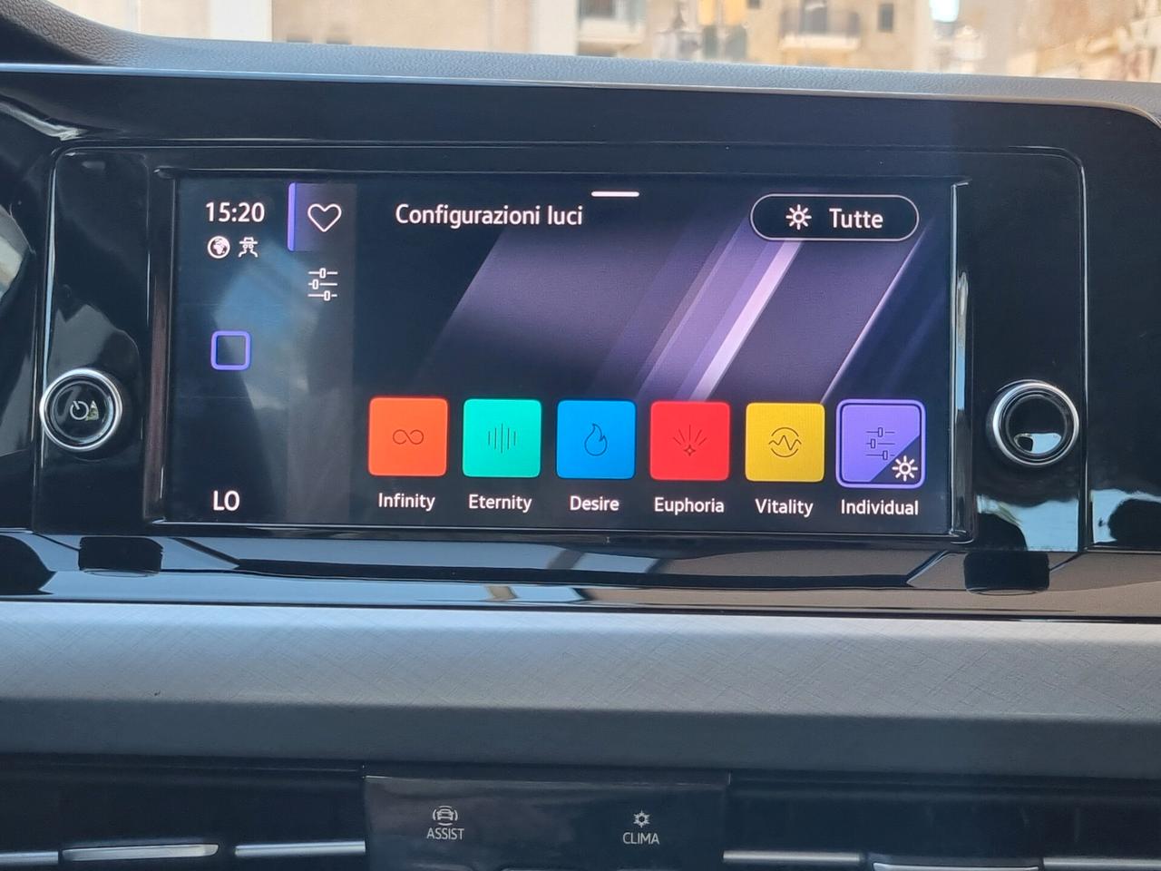 Volkswagen Golf VIII 1.0 etsi evo Life 110cv dsg