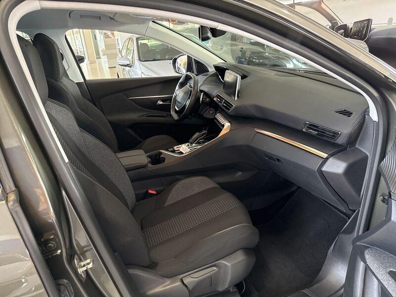 Peugeot 3008 BlueHDi 130 EAT8 S&S Business
