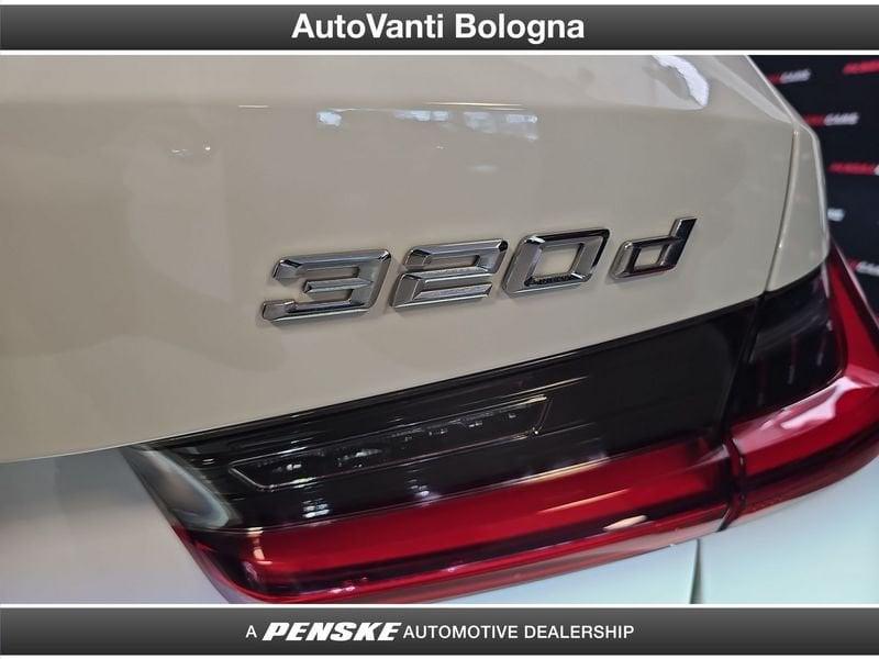 BMW Serie 3 320d Touring Xdrive mhev 48V auto