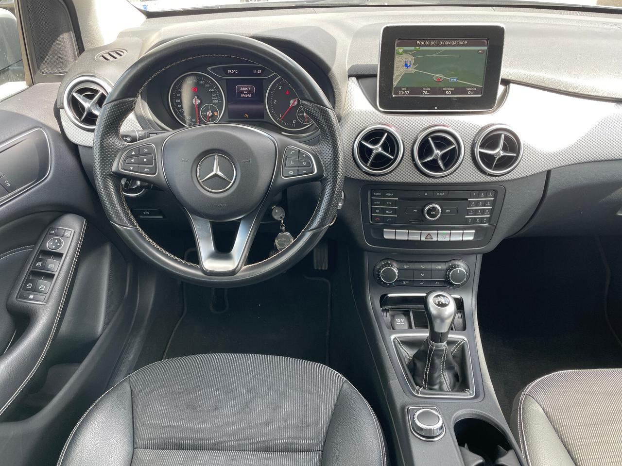 Mercedes-benz B 180 1.5 CDI 110cv Premium-NAVIGATORE-RETROCAMERA