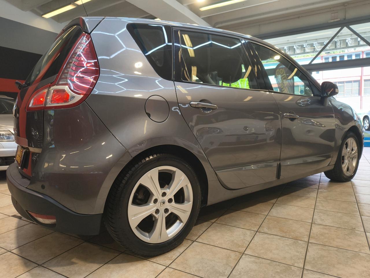 Renault Scénic 1.5 dCi 110CV Dynamique