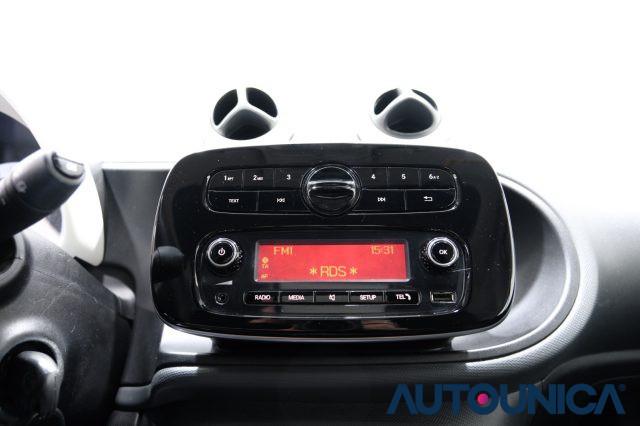 SMART ForTwo 70 1.0 TWINAMIC TETTO PANORAMA NEOPATENTATI