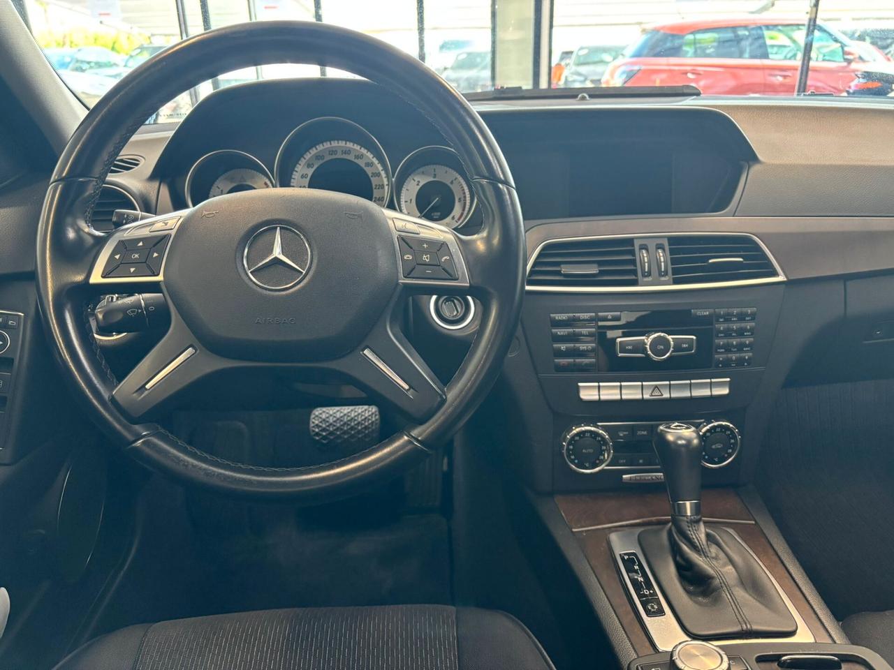 Mercedes-benz C 220 CDI ELEGANCE BlueEFFICIENTY Automatic