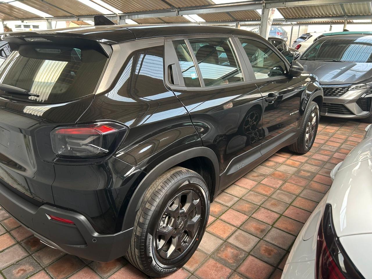 Jeep Avenger 1.2 Turbo 100 CV MHEV Longitude