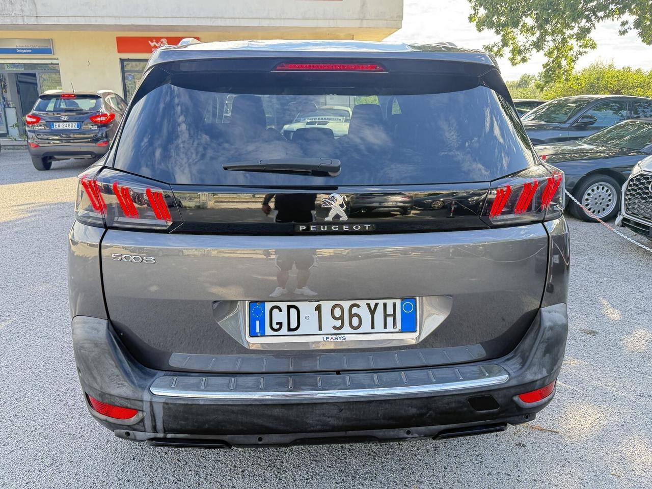 PEUGEOT 5008 1.5TDCI 4X4 GT LINE 7 POSTI