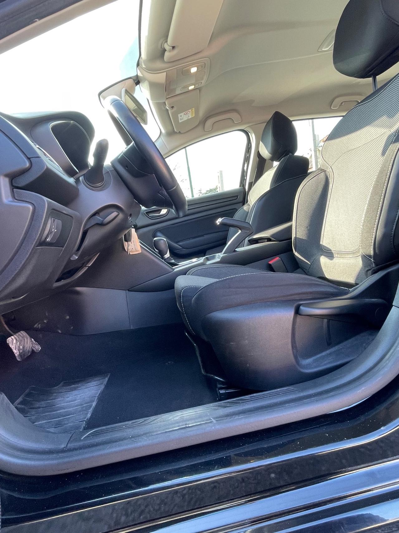 Renault Megane Mégane Sporter dCi 8V 110 CV EDC Energy Intens