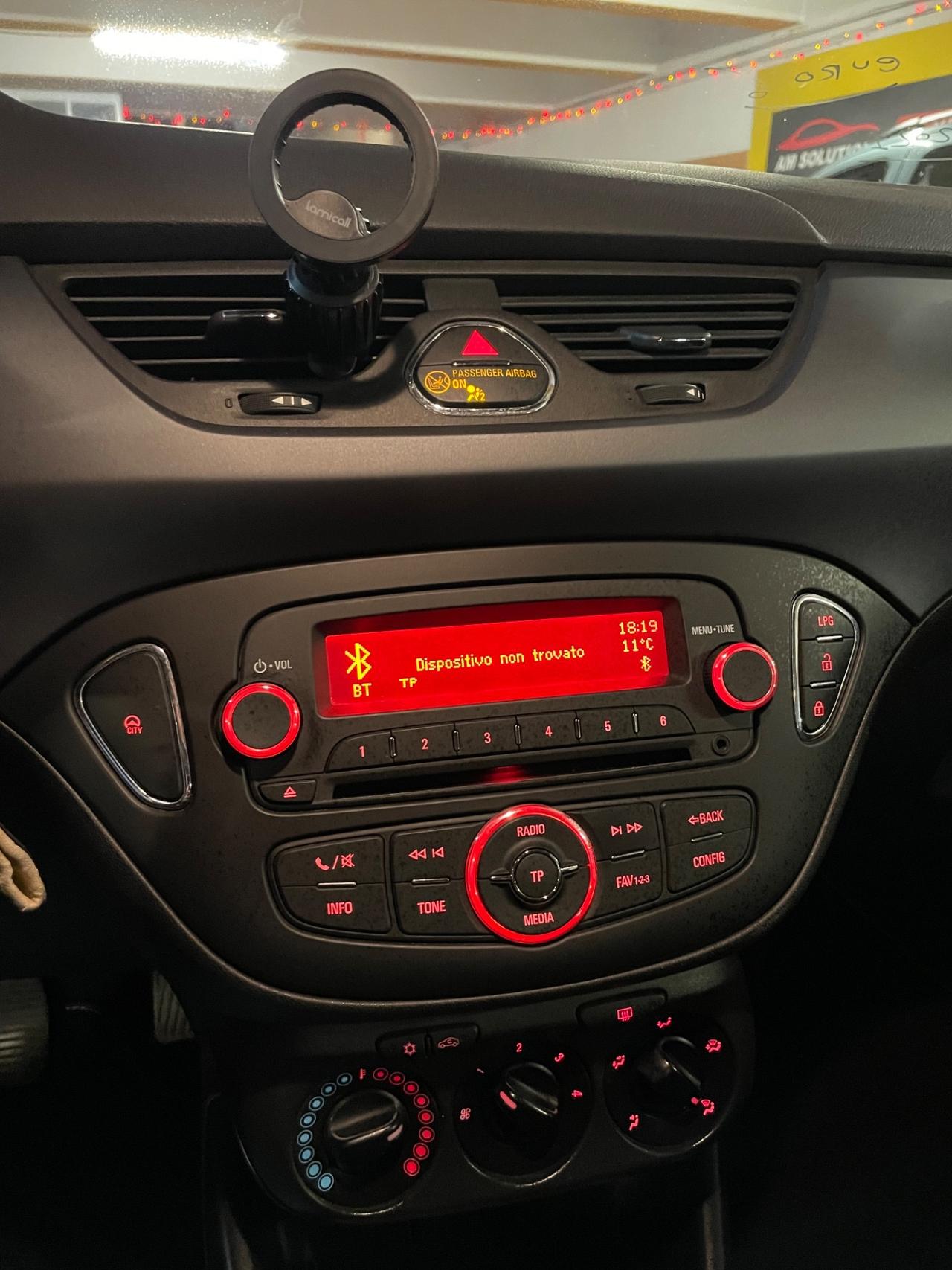 Opel Corsa 1.4 Neopatentati Euro 6