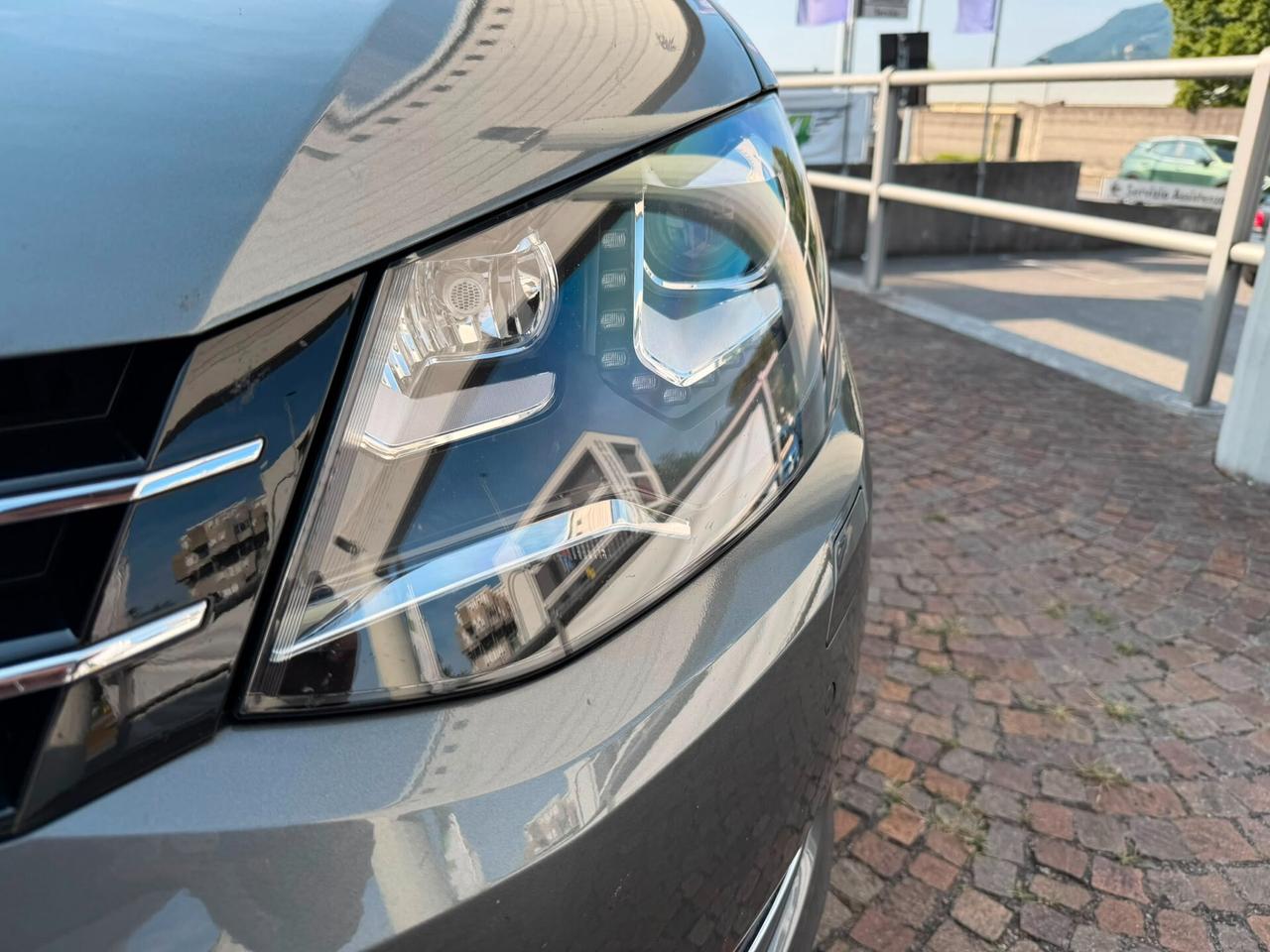 Volkswagen Sharan 2.0 TDI 184 CV SCR DSG Executive BlueMotion Tech.