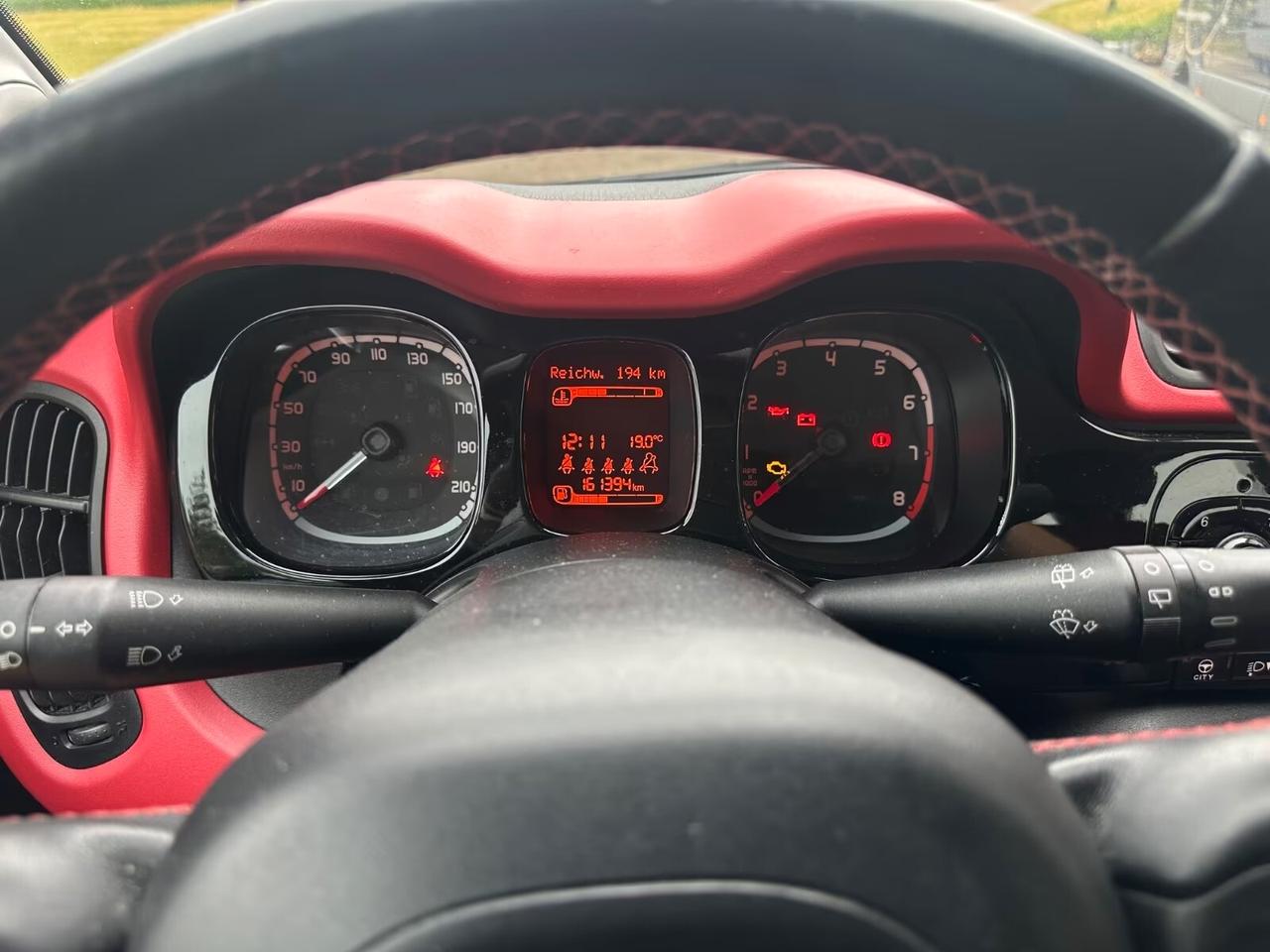 Fiat Panda 1.2 Lounge/5 posti/Prima mano/Aria condizionata