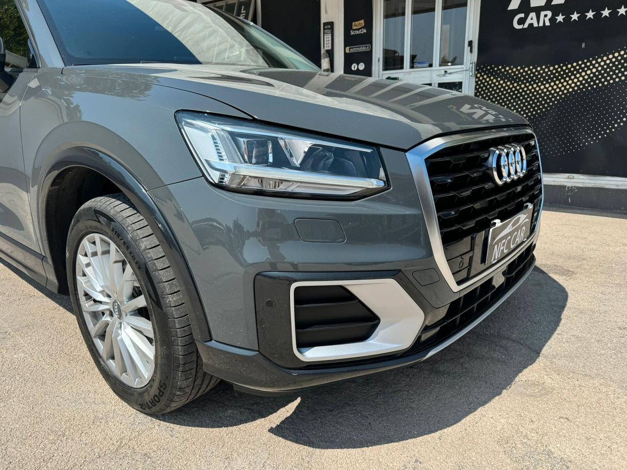 Audi Q2 1.6 TDI S tronic Business NAV/SENS/LED