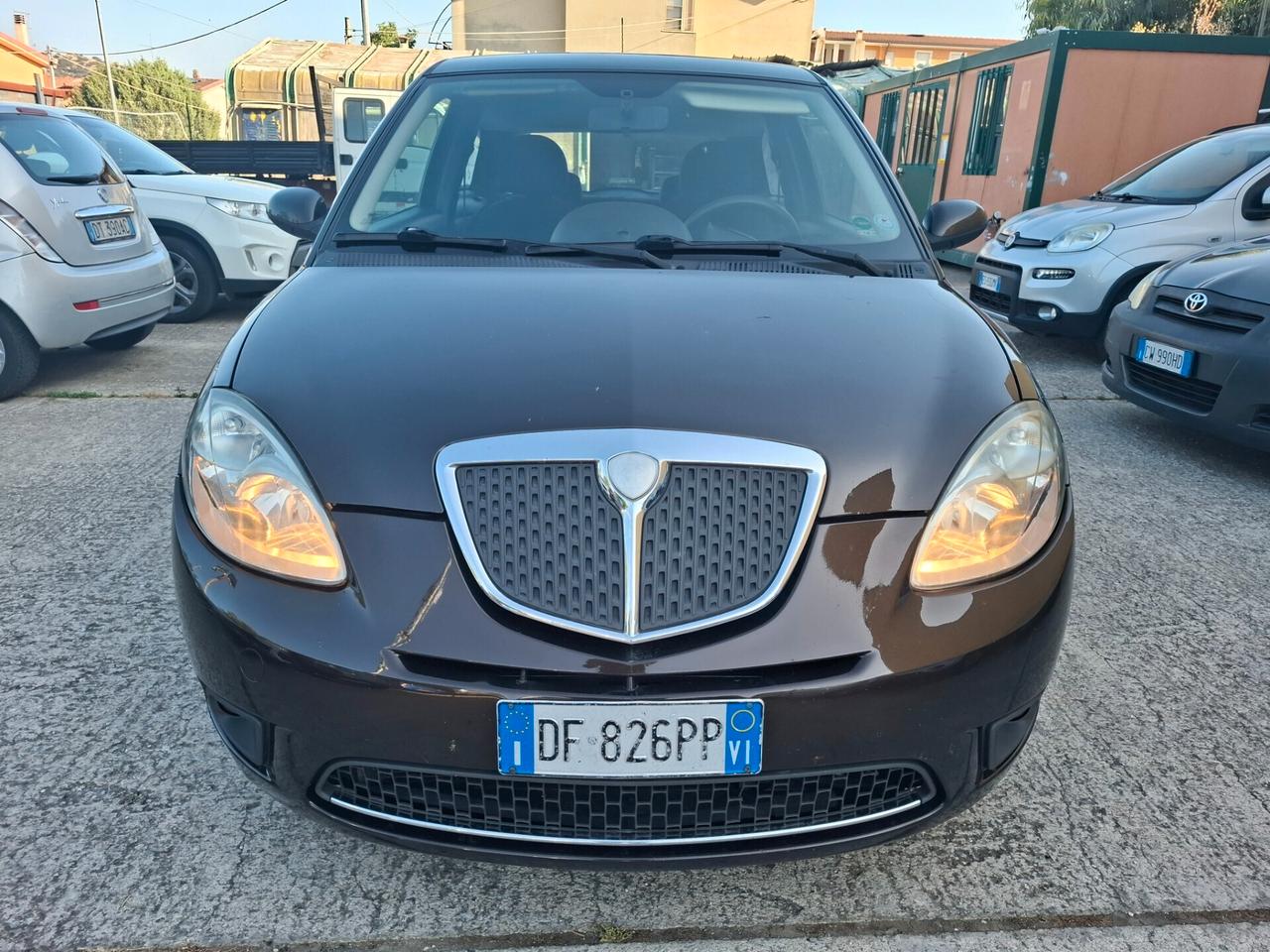 Lancia Ypsilon 1.3 MJT 75 CV Platino