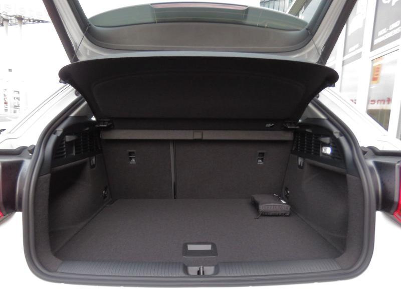 Audi Q2 35 1.5 tfsi S line edition s-tronic