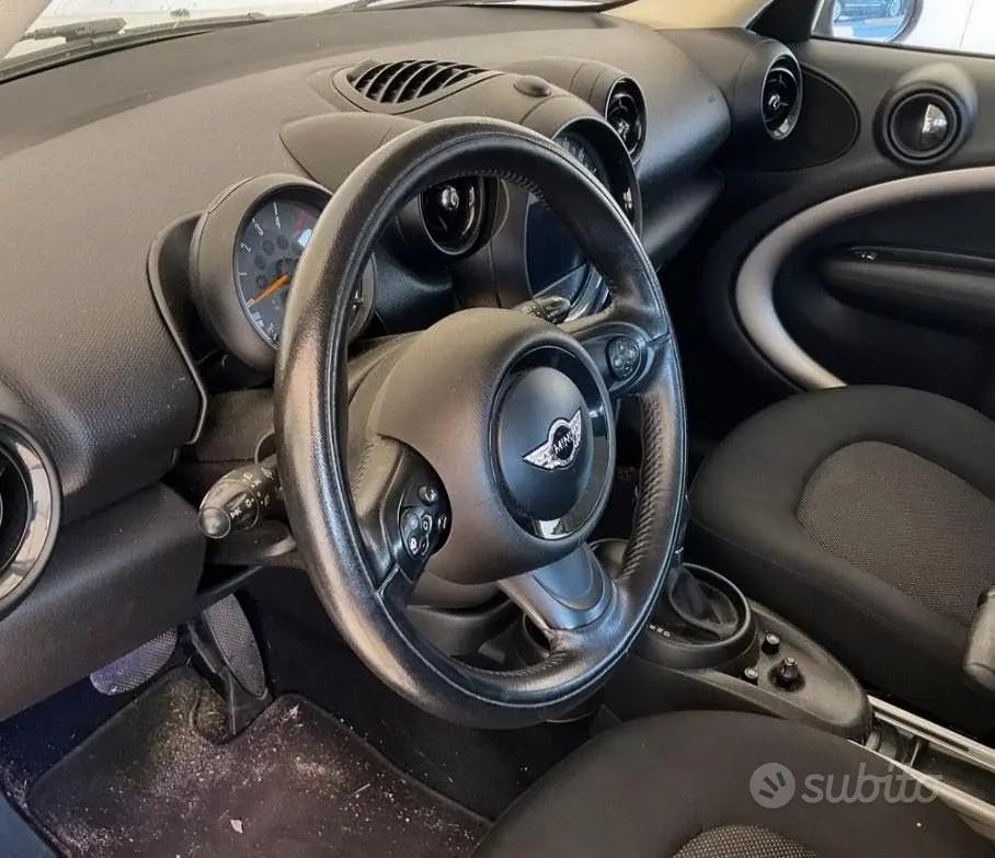 MINI COUNTRYMAN D