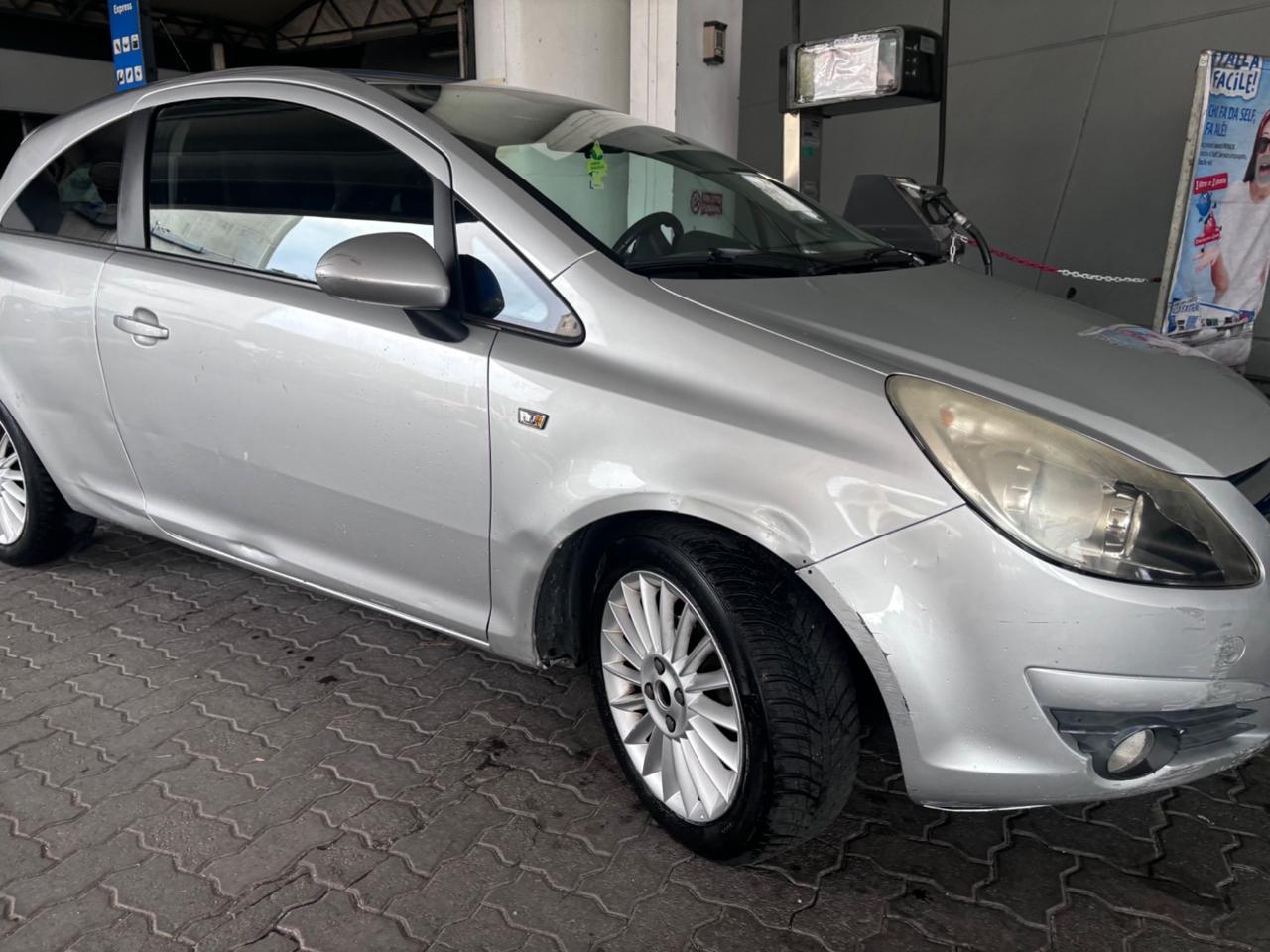 Opel Corsa 1.4 16V 3 porte Sport EURO 5