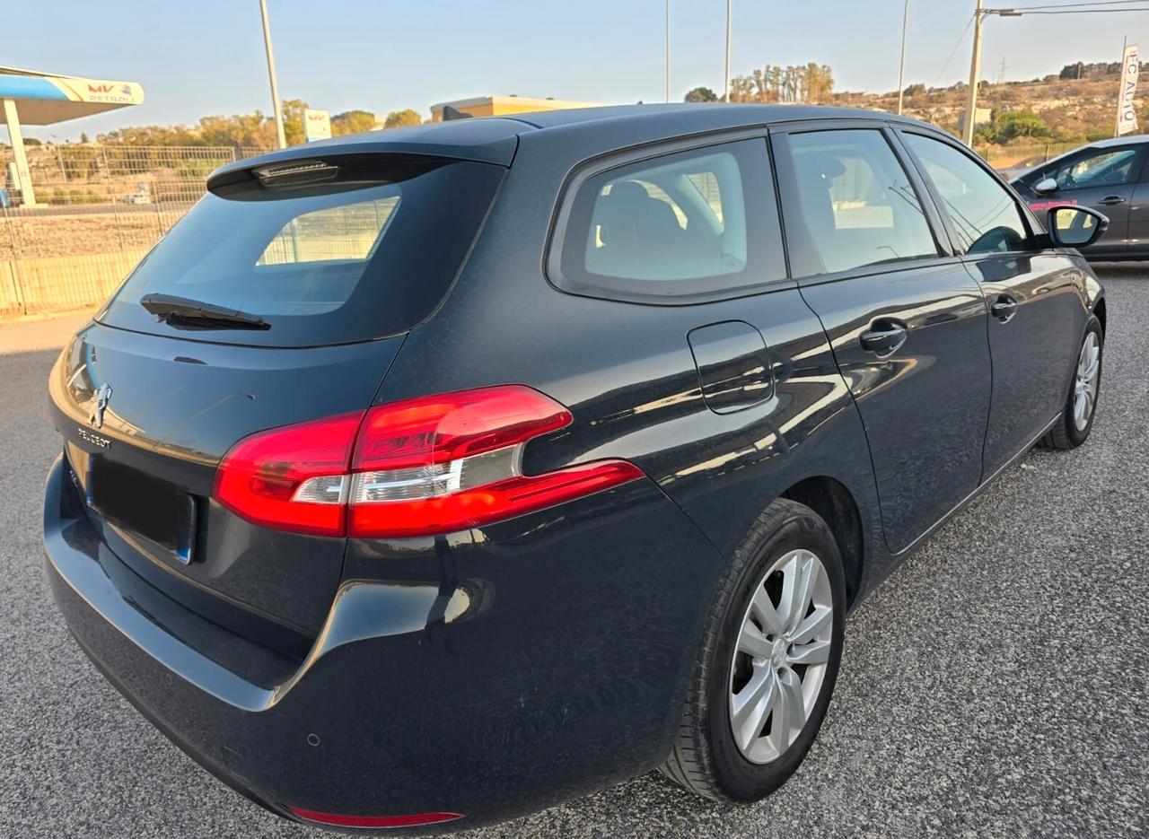 Peugeot 308 BlueHDi 130 S&S SW Allure - PARI AL NUOVO -