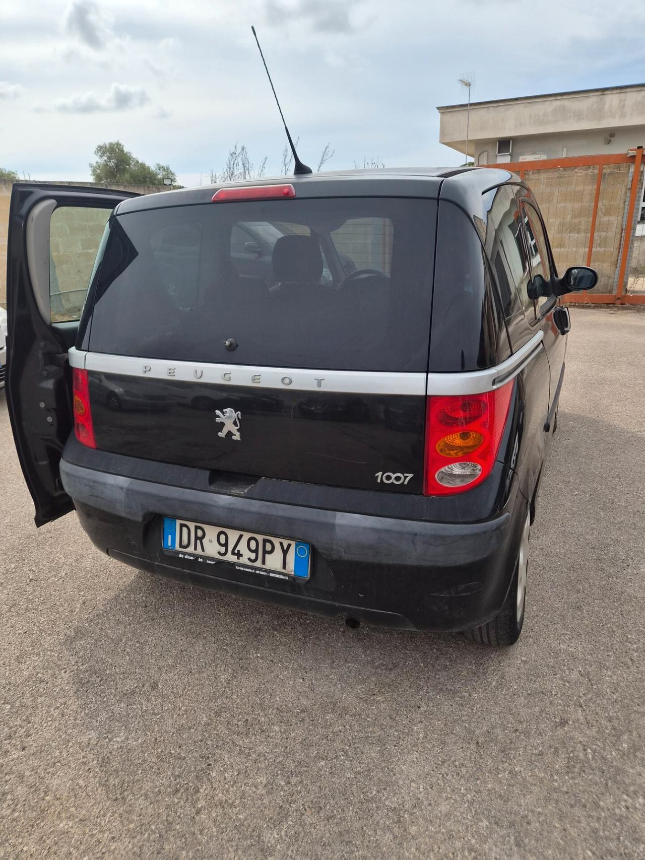 Peugeot 1007 1.4 Happy BENZINA GPL UNIPRO 150MILAKM