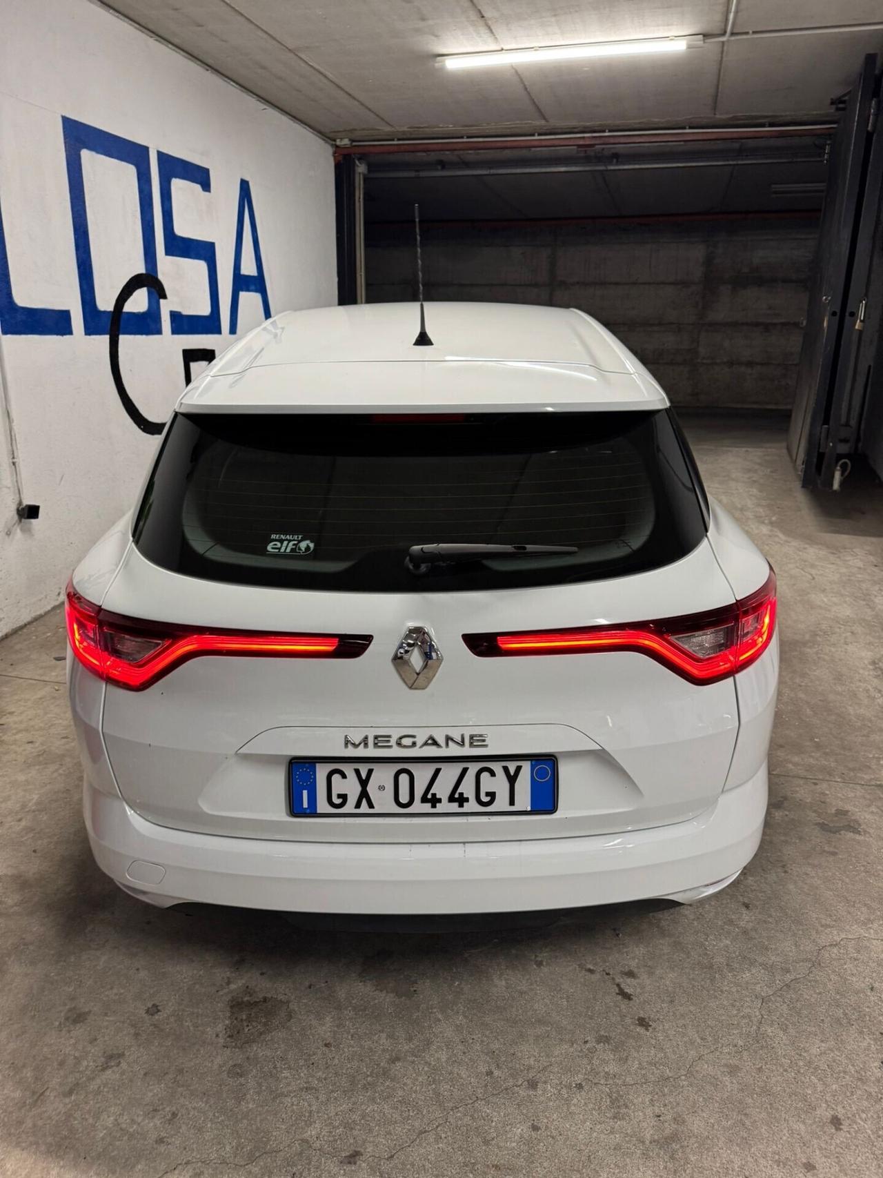 Renault Megane Mégane Sporter TCe Energy Business 2017