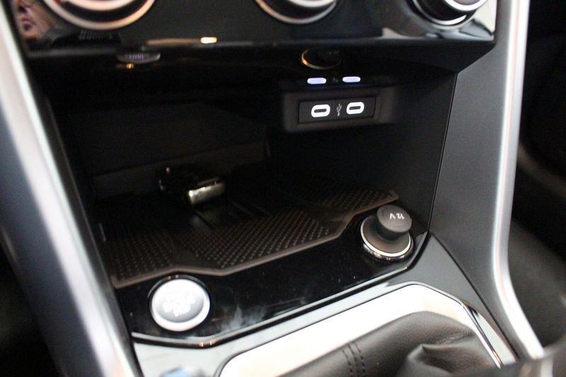 Volkswagen T-Roc 1.0 TSI Edition Plus
