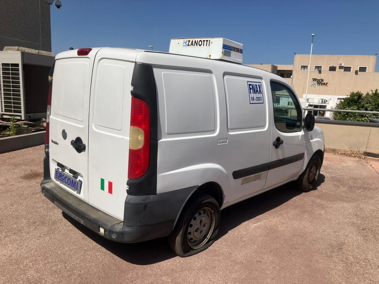 DOBLO' CON COIBENTAZIONE E GRUPPO FRIGO