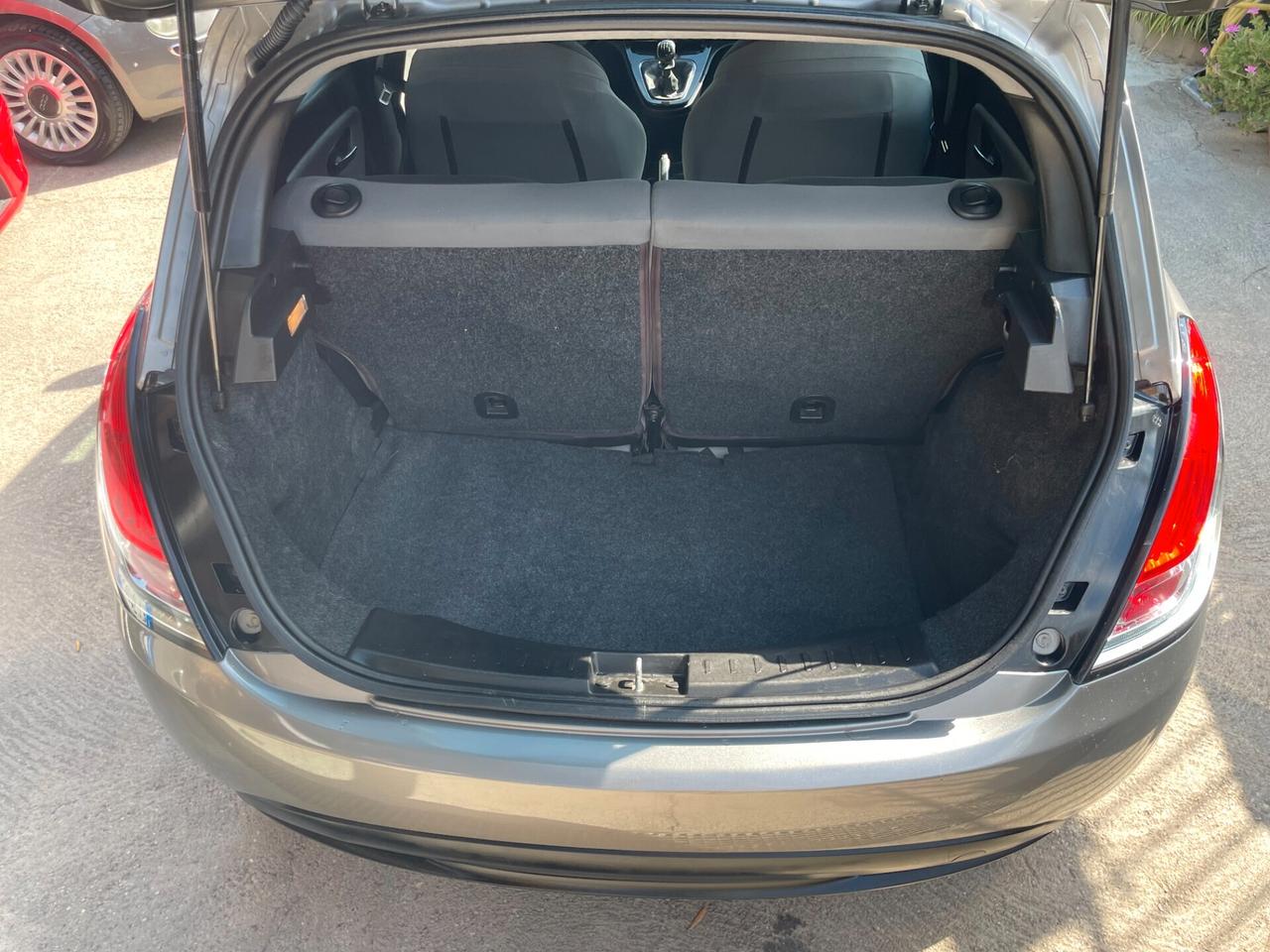 Lancia Y Ypsilon 1.2 GPL NUOVO Gold FULL 126.000 KM! TAGLIANDATA NEOPATENTATI
