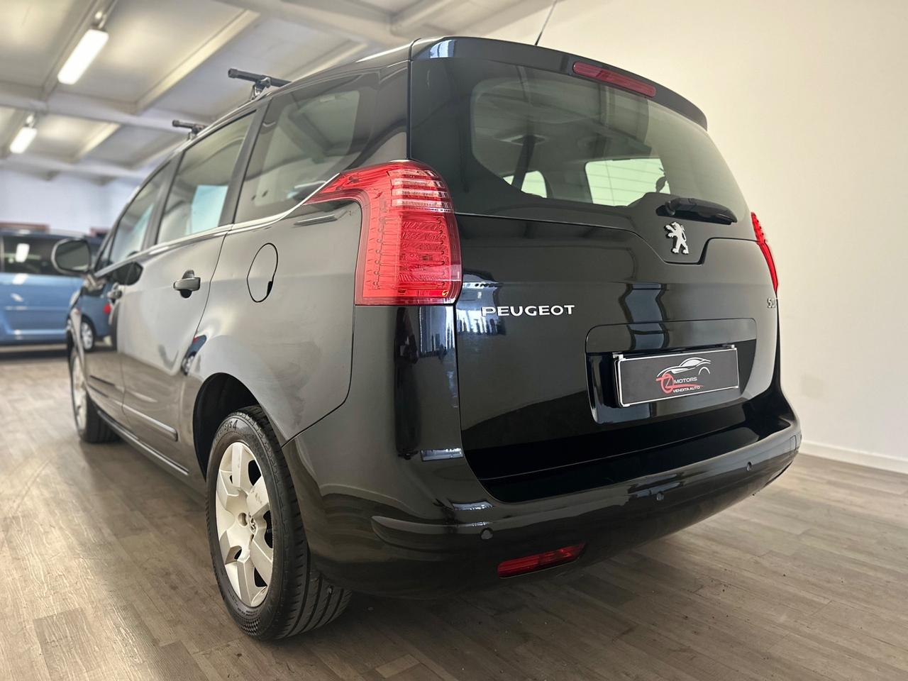 Peugeot 5008 1.6 HDi 112CV Business 7 POSTI