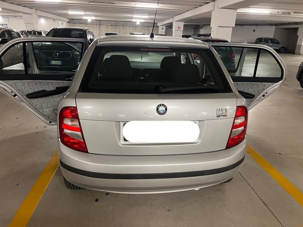 Skoda Fabia 1.2 16V/70 CV cat 5p. Style