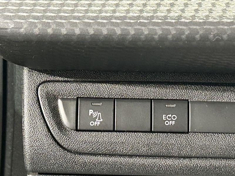 Peugeot 2008 PureTech Turbo 110 S&S Allure