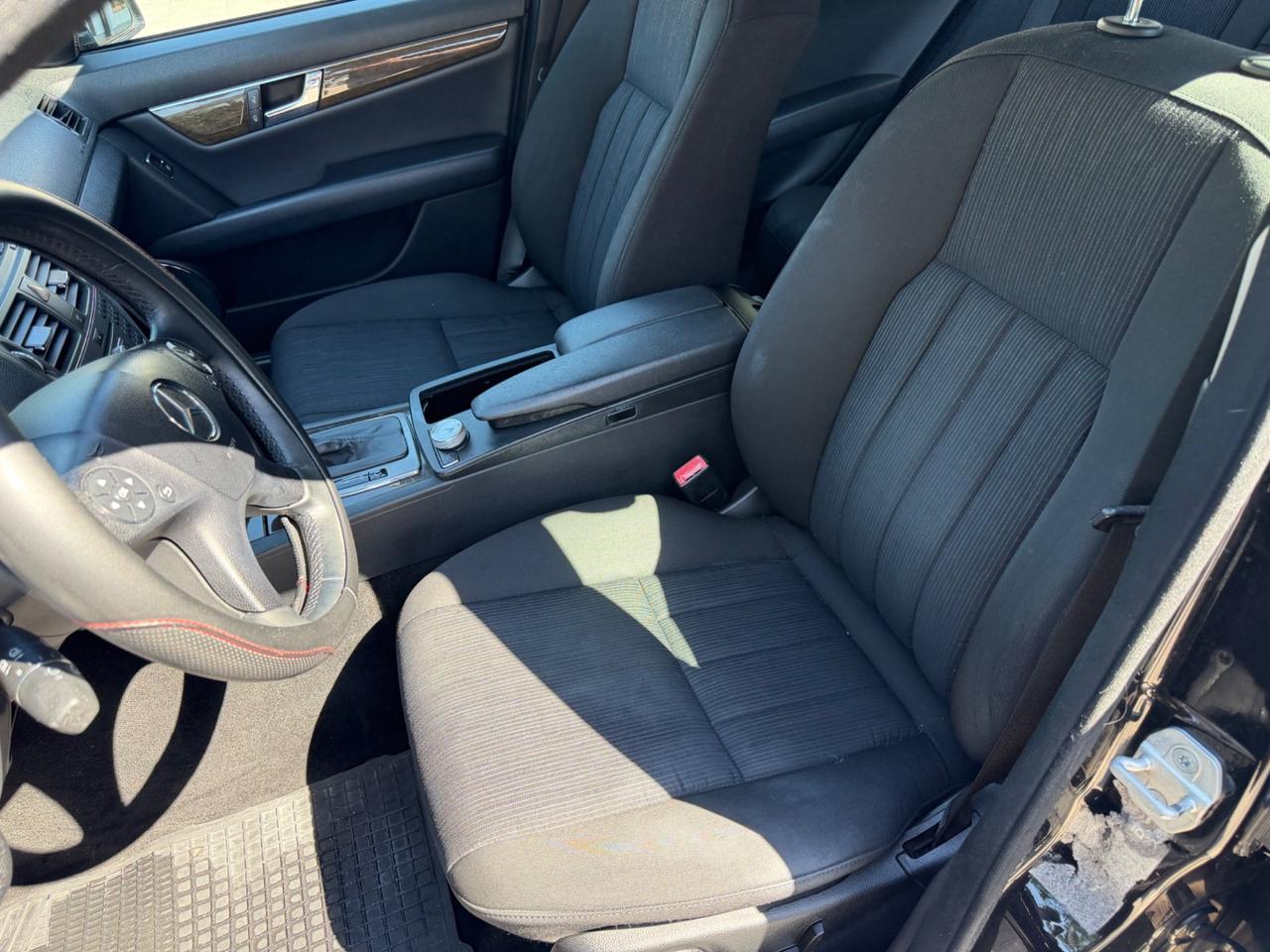 Mercedes-benz C 220 200 CDI BlueEFFICIENCY Elegance