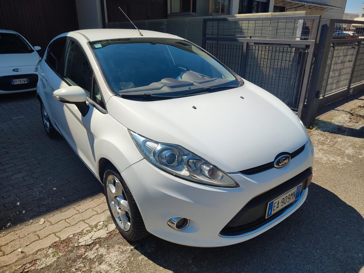 FORD FIESTA 2010 1.4DCI 50KW OK PER NEOPATENTATI