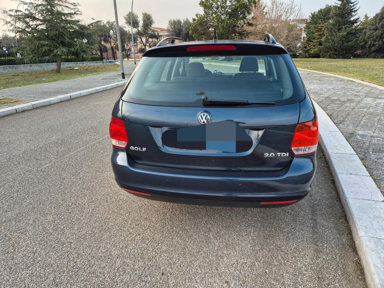 Volkswagen Golf Var. 2.0 TDI DPF Sportline 08
