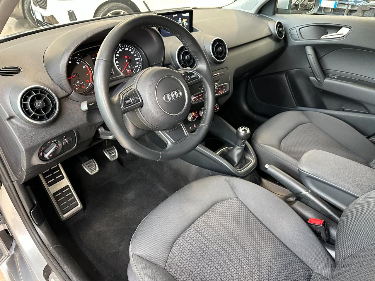 Audi A1 Sportback 1.0 tfsi Admired S line 82cv - Unico Proprietario
