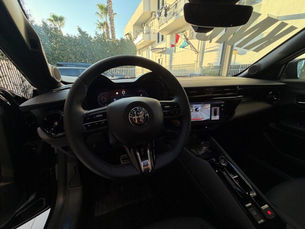 Alfa Romeo Junior Ibrida 1.2 145CV Hybrid eDCT6 ibrida Ti da€339,00