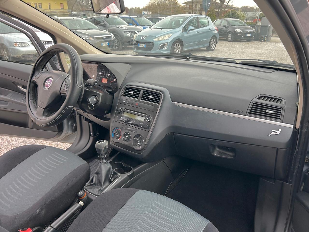 Fiat Grande Punto 1.2 65cv UNIPROPRIETARIO - NEOPATENTATI