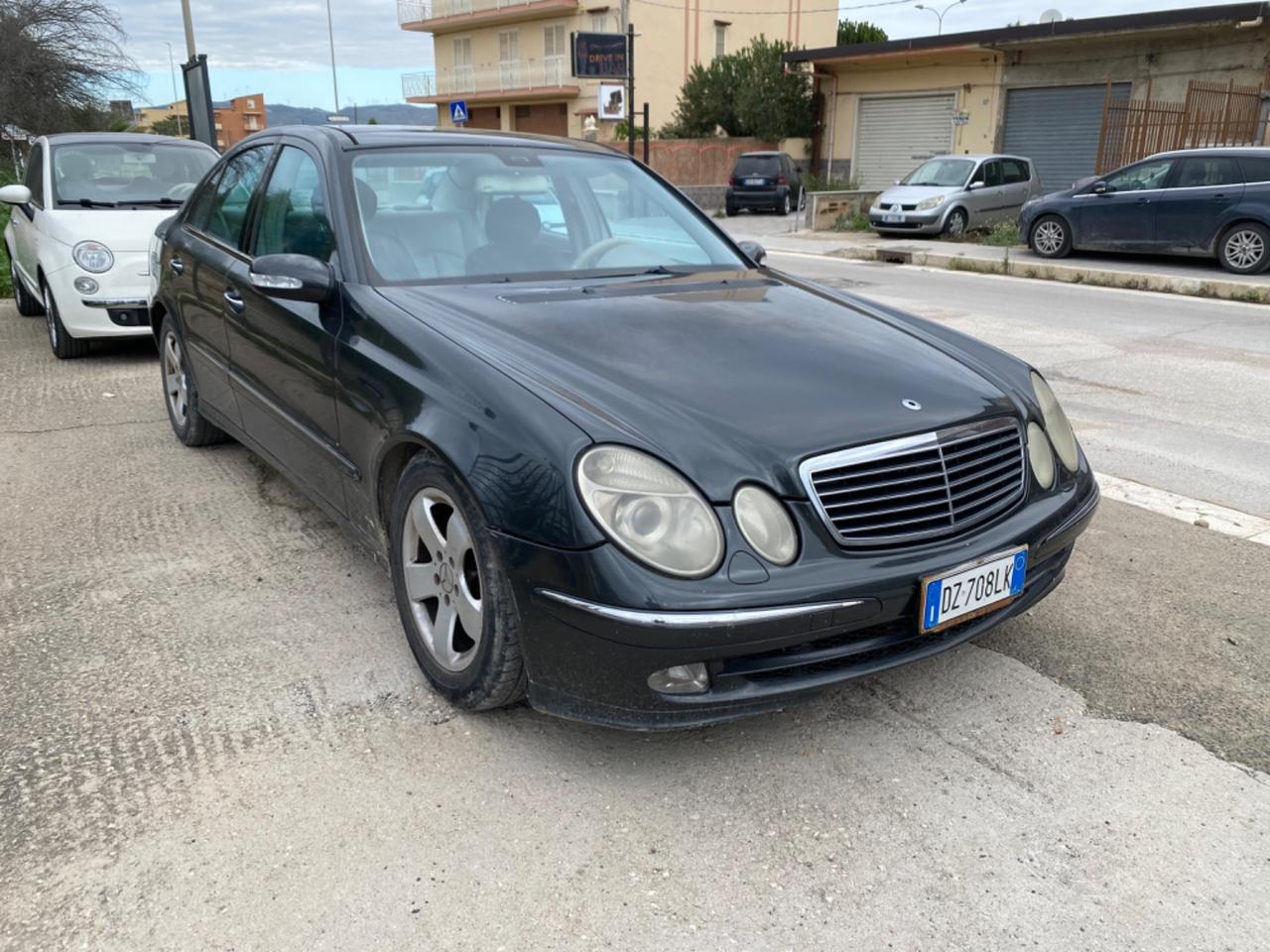 Mercedes-benz E 220 CDI cat Elegance