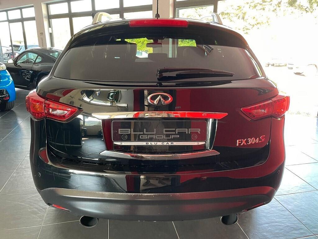 INFINITI FX30d S PREMIUM BLACK EDITION
