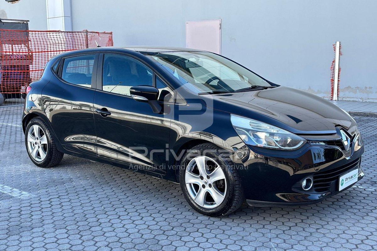 RENAULT Clio 1.2 75CV 5 porte Live