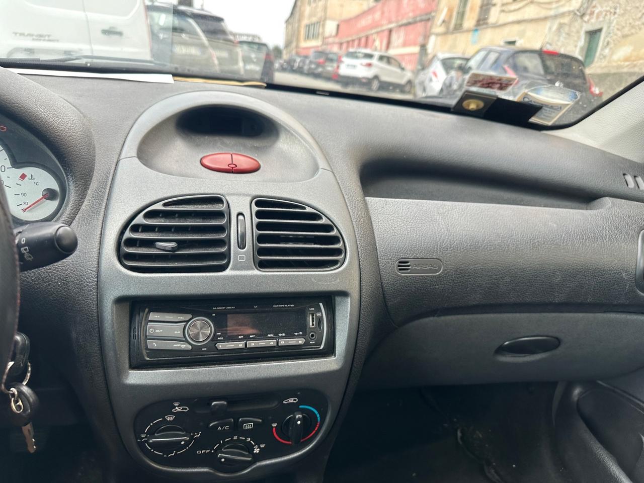 Peugeot 206 1.4 5p. Enfant Terrible