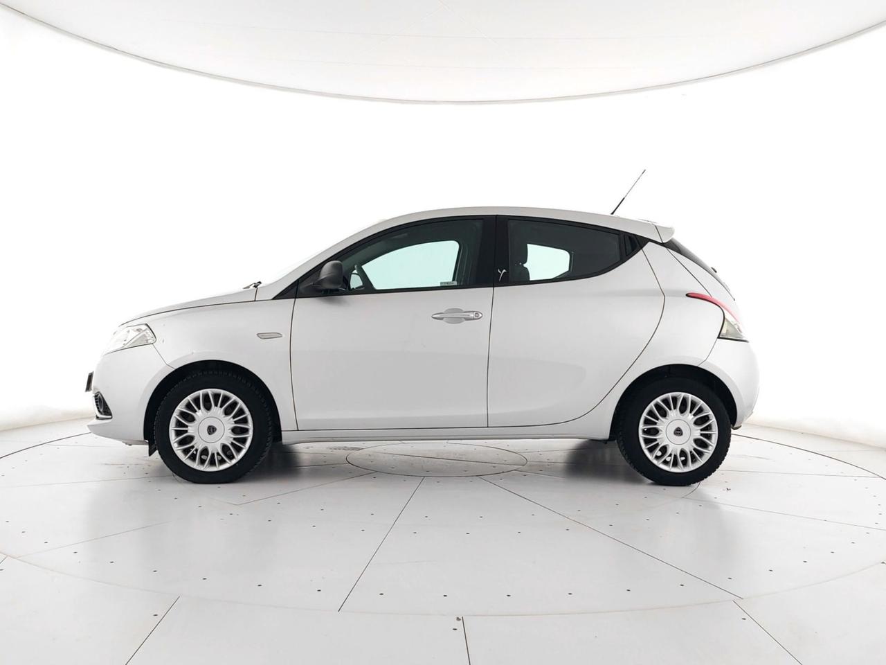 LANCIA Ypsilon 1.3 mjt Silver s&s 95cv X COMMERCIANTI+NEOPATENTATI+BLUETOOTH