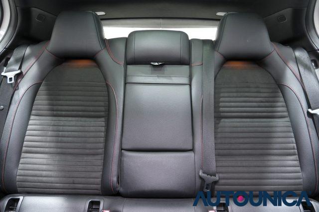 MERCEDES-BENZ GLA 220 D AUTOMATIC 4MATIC PREMIUM AMG TETTO PANORAMA
