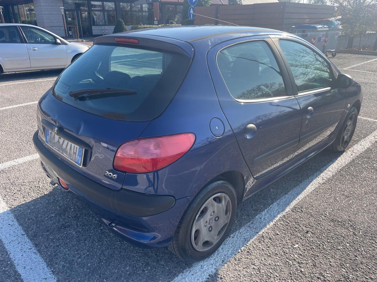 PEUGEOT 206 1.1 BENZINA NEOPATENTATI 113.000 KM 2002