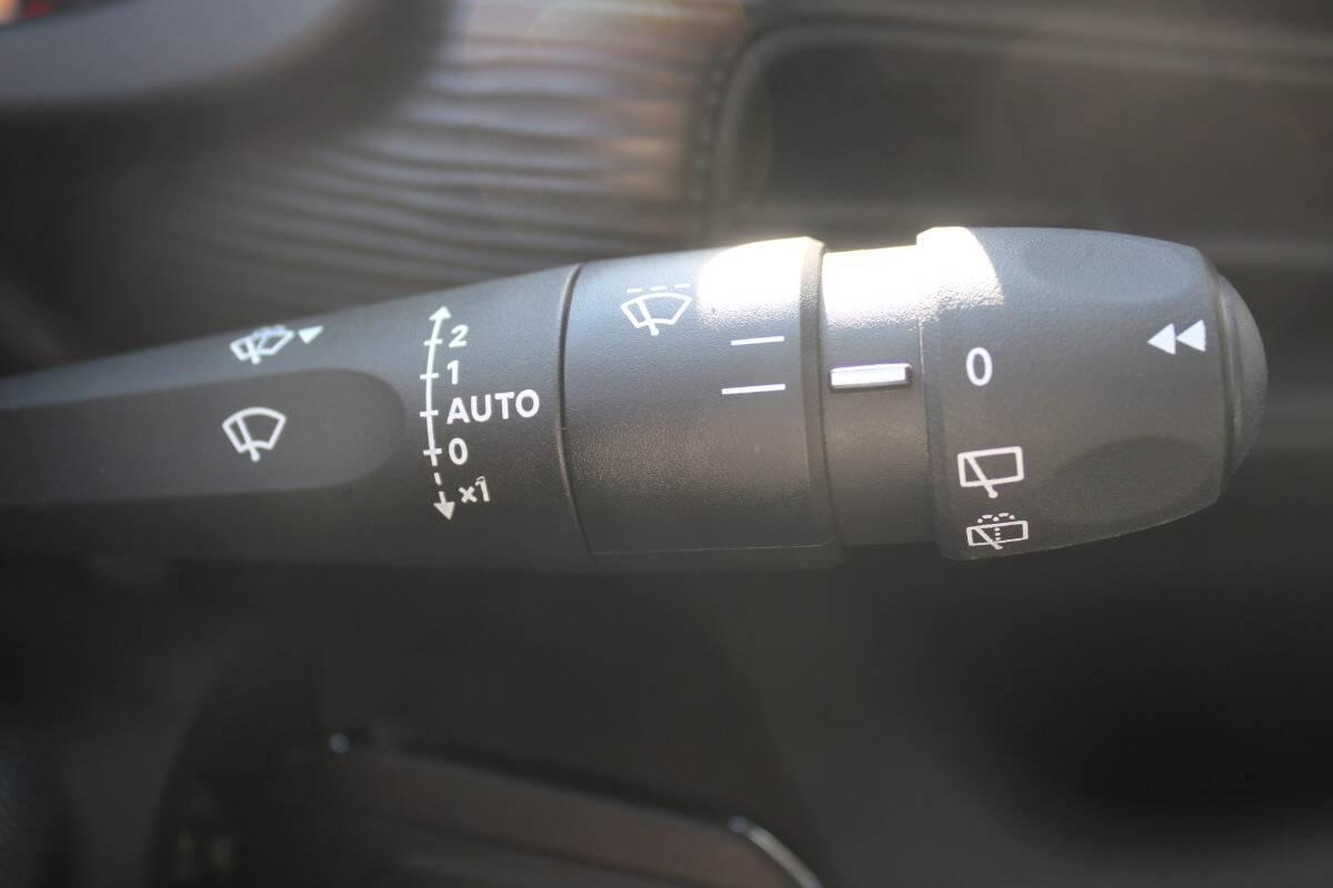 Jeep Avenger 1.2 t. Altitude fwd 100cv con CarPlay