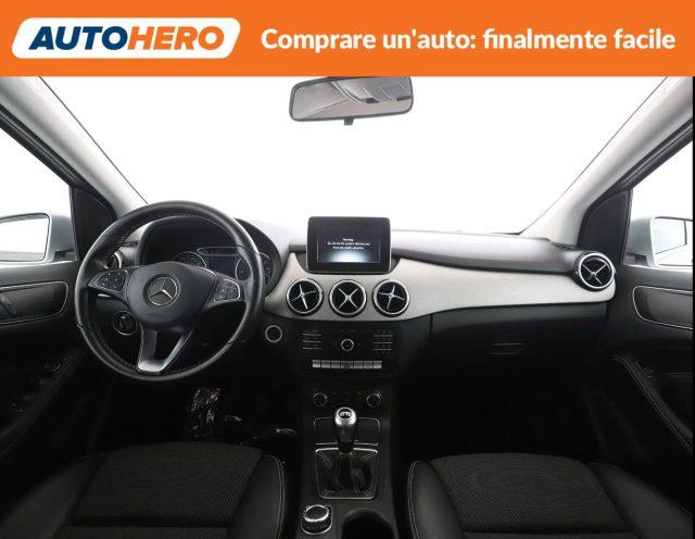 MERCEDES-BENZ B 180 d Sport