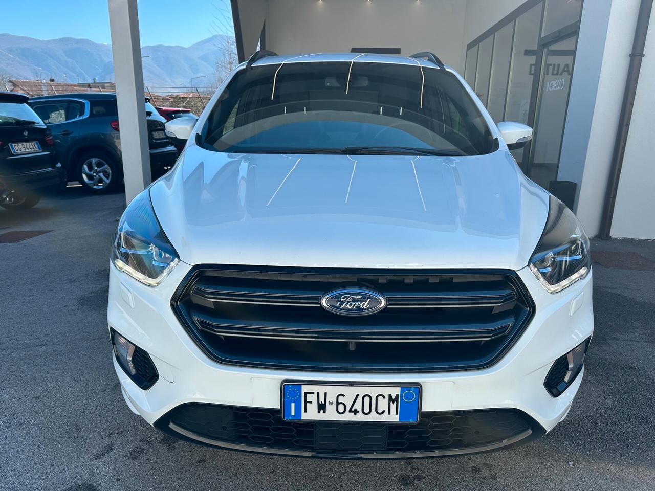 Ford Kuga 2.0 TDCI 180 CV S&S 4WD Powershift ST-Line