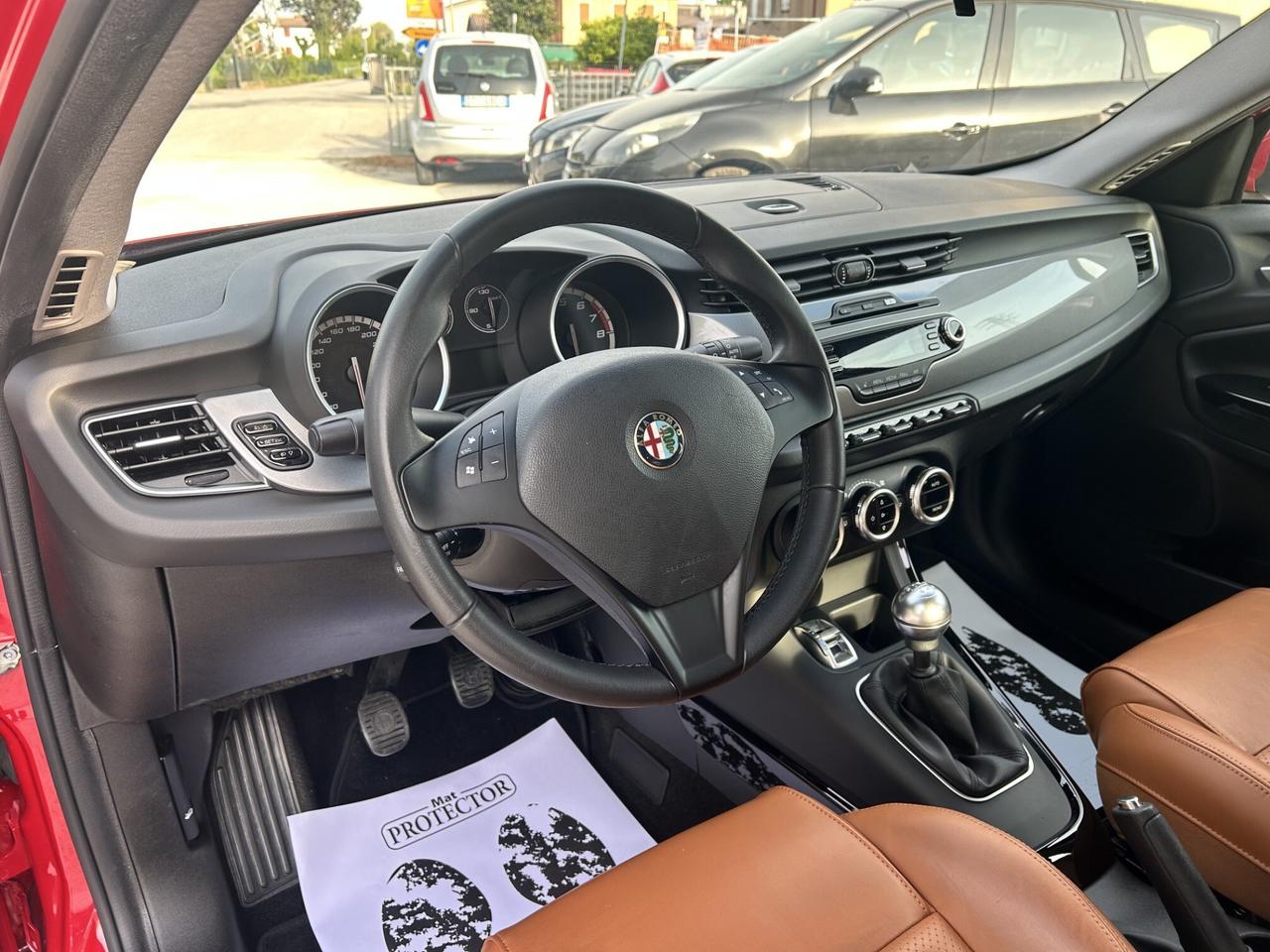 GIULIETTA 1.4T-JET 120CV UNICO PELLE NEOPATENTATI