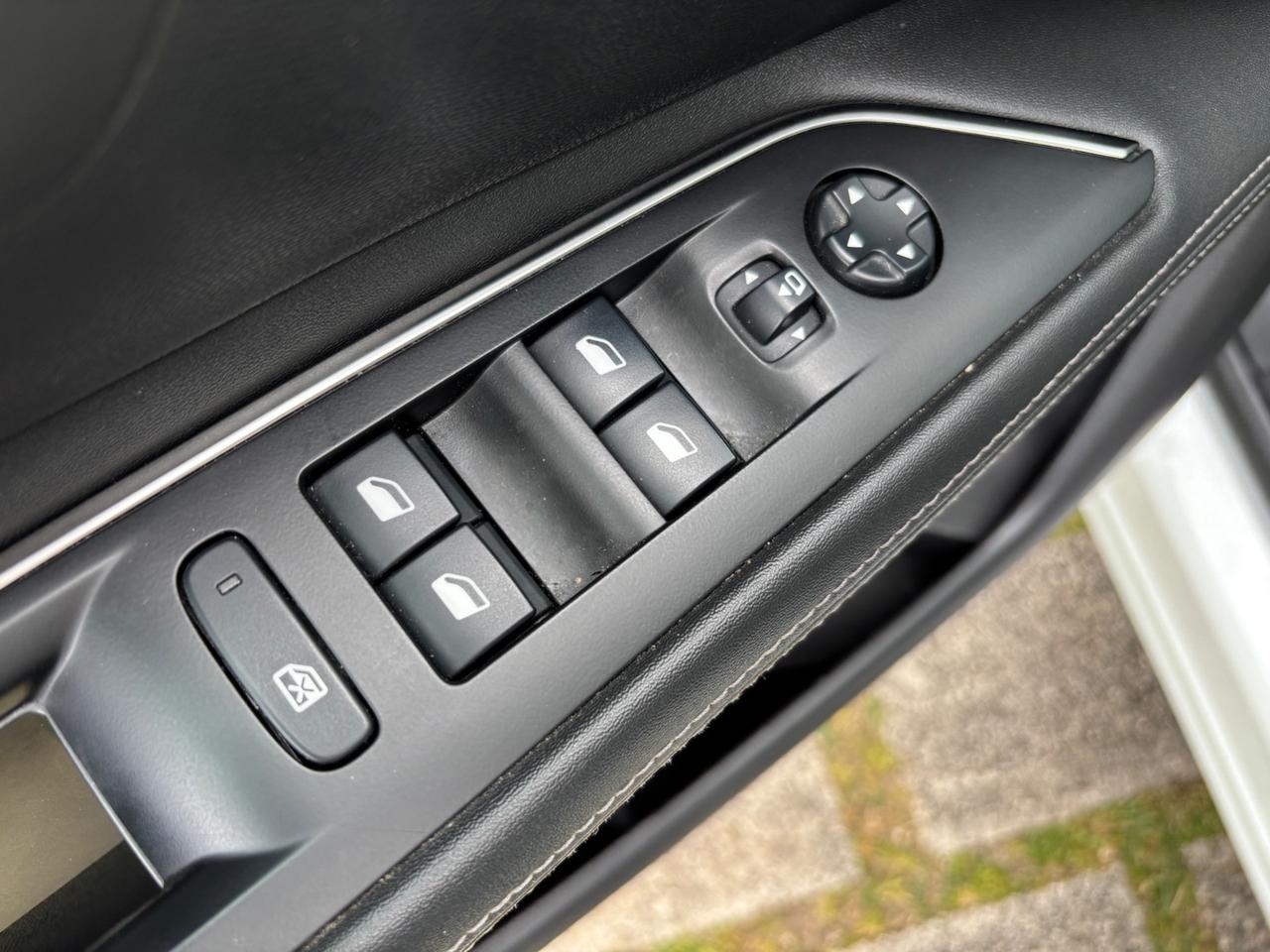 Peugeot 3008 1.5 BlueHDi 130CV S&S Allure-2020