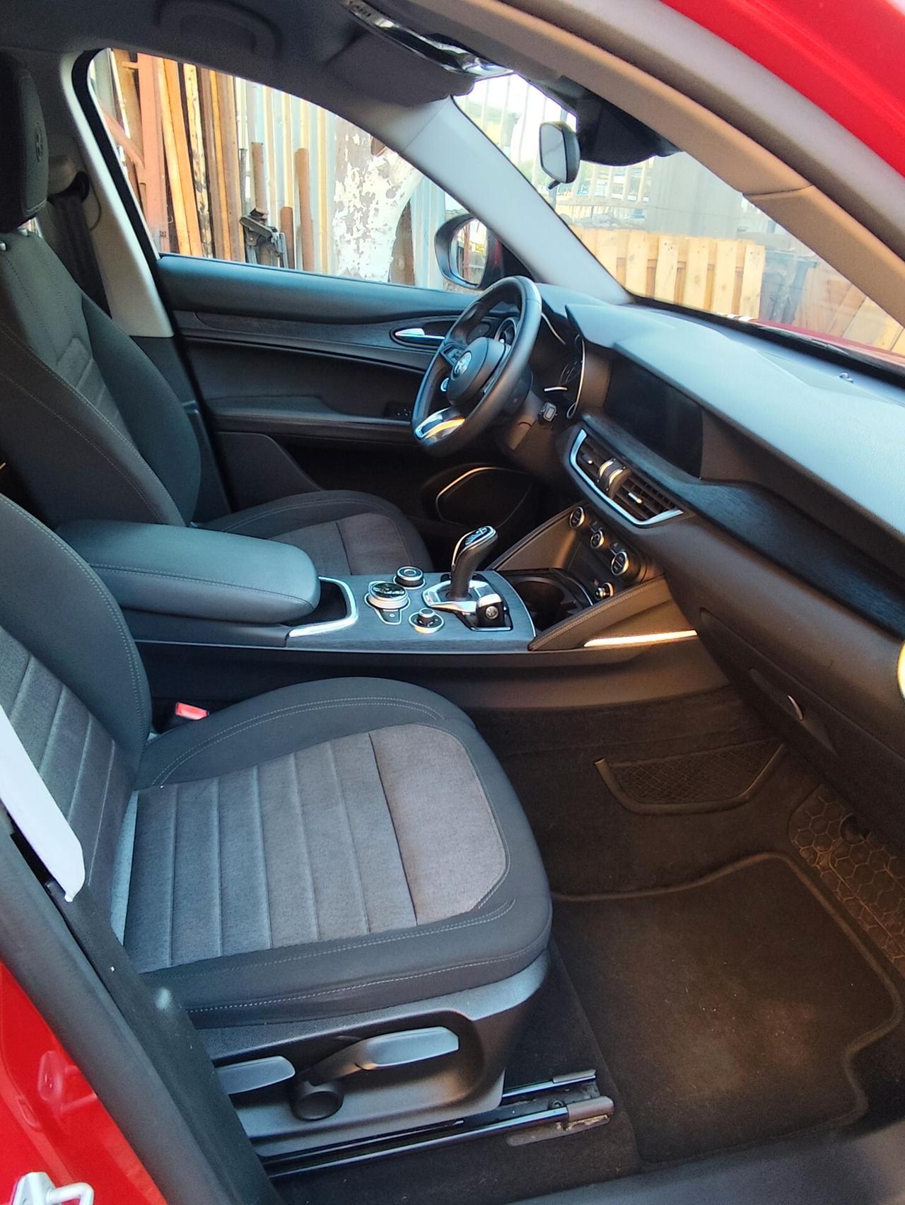 Alfa Romeo Stelvio 2.2 Turbodiesel 160 CV AT8 RWD Business